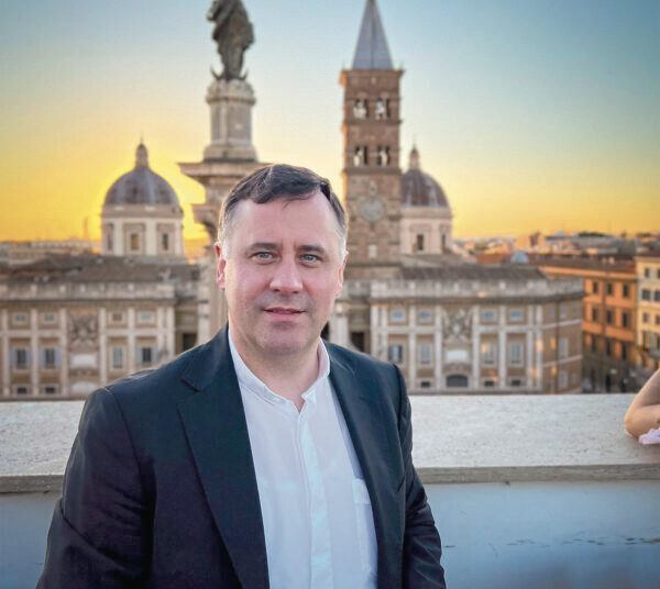 Diplomatinė tarnyba: nieko neprašyti ir nieko neatsisakyti