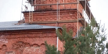 Prašome aukoti lėšų bažnyčios bokšto remontui