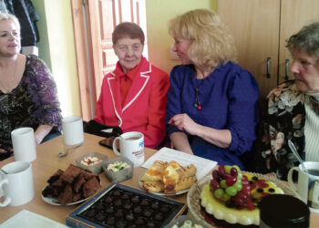 Literatai mokėsi rašyti… akrostichą