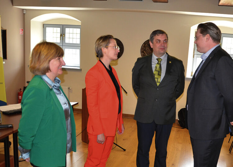 Pristatyta „Tūkstantmečio mokyklos“ programa