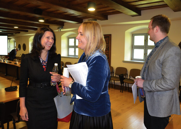 Astra Korsakiene pasitikėta ne iš gero?