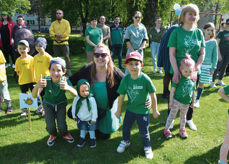Kaip gražu ir smagu pajudėt visiems kartu