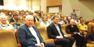 Daug šviesos ir šilumos Neįgaliųjų draugijos konferencijoje