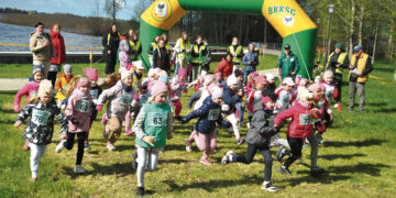 Astravo parke įvyko vaikų bėgimo varžybos