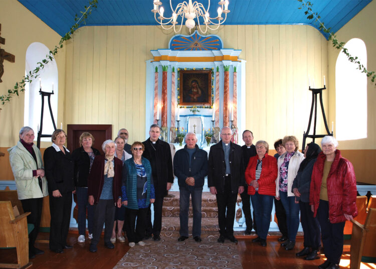 Vyskupas vizitavo Papilio kraštą