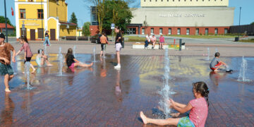 Pradėjo veikti J. Janonio aikštės fontanai