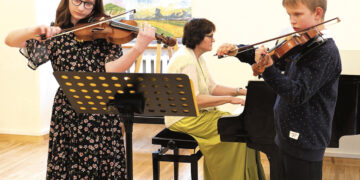 Atsisveikino su muzikos mokykla