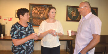 Politikai atsisako imti atlygį už liepą