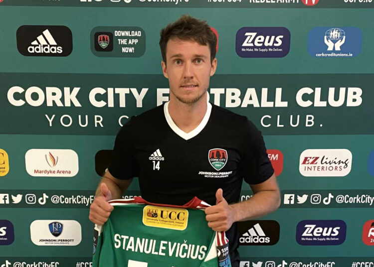 Žais aukščiausioje Airijos futbolo lygoje