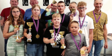 Sezoną šachmatininkai užbaigė varžybomis Joniškyje