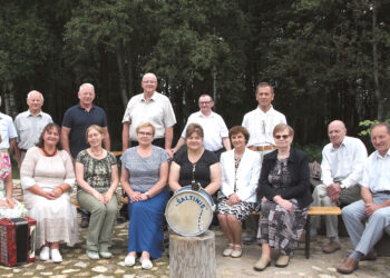 Ansamblio „Šaltinis“ dainos ir pasakojimai įrašyti ir nufilmuoti ateities kartoms