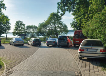 Į paplūdimį skubėjusios specialiosios tarnybos susidūrė su kliūtimis