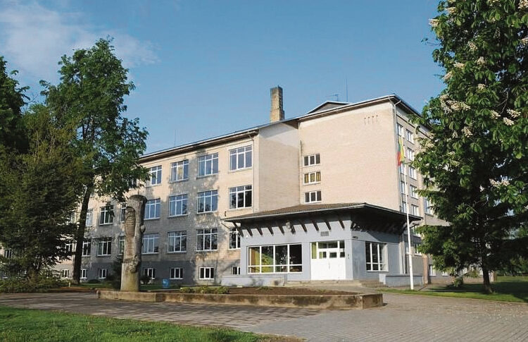 Mokyklose mažėja klasių