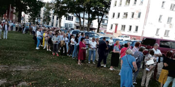 Opera iškeliavo. Tegyvuoja opera!