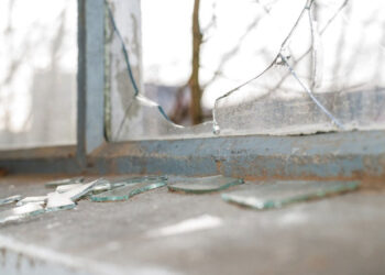 Meilės trikampis Vėjo gatvėje