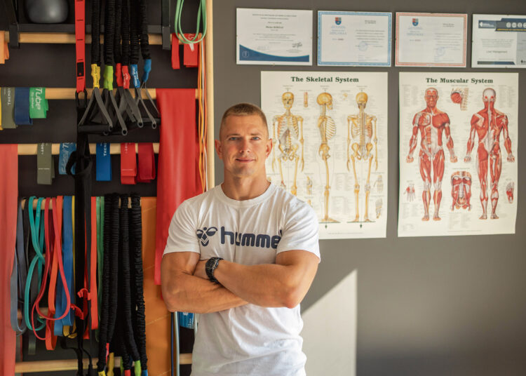 Profesionalus kineziterapijos specialistas grįžo į gimtinę