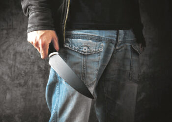 Peiliu sužalojo kraštiečius