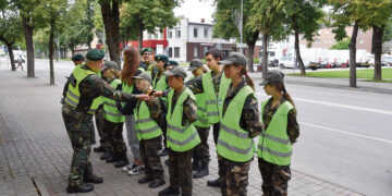 Jaunieji šauliai: alkani, įžeidinėjami, bet patenkinti?