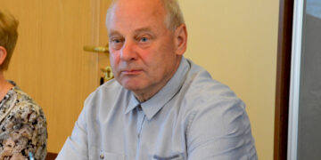 Didieji visada laimi?