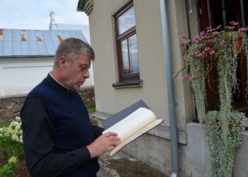 Apie ką Vabalninke tyli varpai