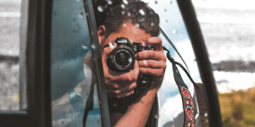 Fotografijai įkvėpė senas motociklas