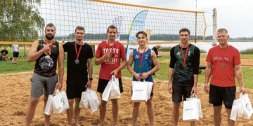 Vasaros sezoną uždarė rudeniniu tinklinio turnyru