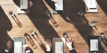 Ar tarybos frakcijos norės mažumos valandos?