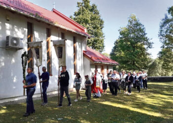 Atlaidai Suosto bažnyčioje