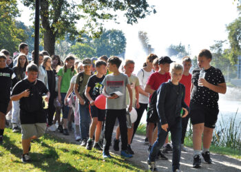 „Dieną be automobilio“ pažymėjo pėsčiųjų žygiu