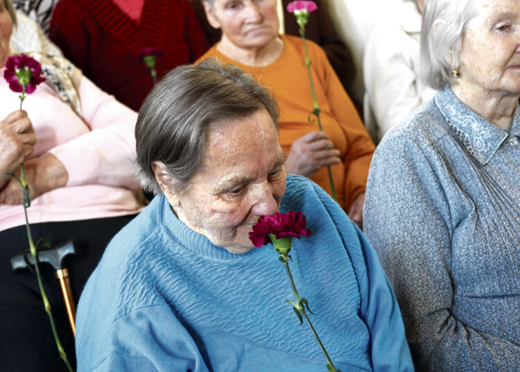 Diena, kai sienos virto namais