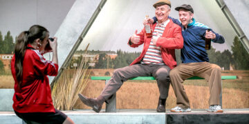 „Skraidantis Travolta“ – apie pastangas gyventi savo, o ne kitų primestą gyvenimą