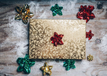Kalėdinės dovanos merginai: ką padovanoti šiemet?