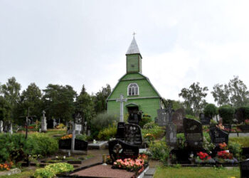 Aukos renkamos, o informacijos trūksta