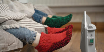 Šiluma įjungta, tačiau pasiekė dar ne visus