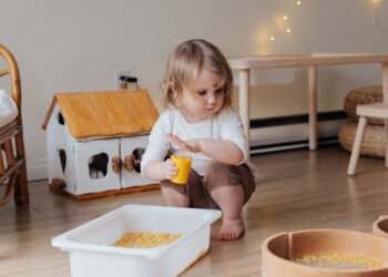 Vaikystė pasaulyje: 5 dalykai kurie būna ir vaikiški