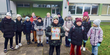Pinigai už pyragus – senelių globos namams