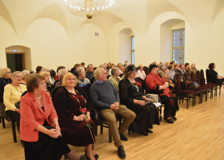 Senjorai turi gyventi linksmai!