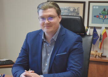 Biržietiškos opozicijos ypatumai