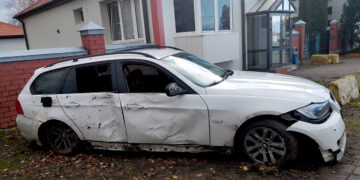 Įlėkė į naftininkų apsaugos pastatą