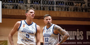 Dvi pergalės iš dviejų galimų