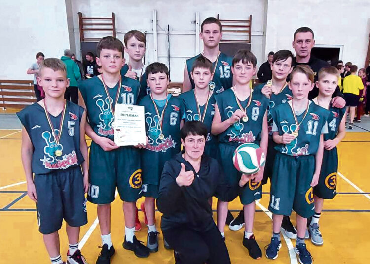 Keliauja į zonines varžybas