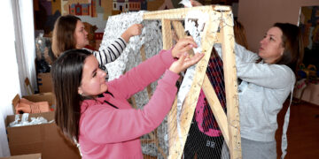 Biržuose gyvenančios ukrainietės dirba savo šalies pergalei