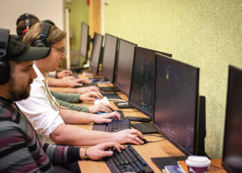 Kompiuterinių žaidimų turnyre dalyvavo ir meras