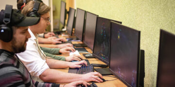 Kompiuterinių žaidimų turnyre dalyvavo ir meras