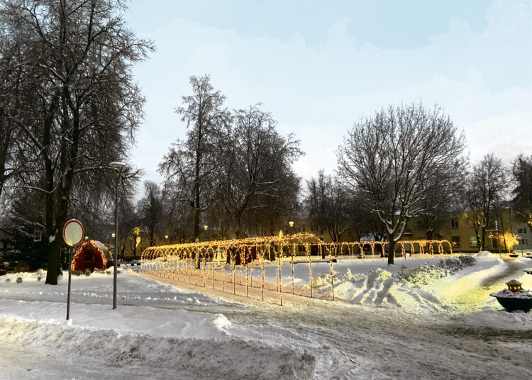 Naujomis šviesomis sužibo Nepriklausomybės aikštė