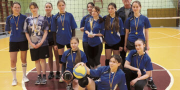 Tinklinio turnyre nugalėjo „Atžalyno“ merginos