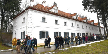 Istorinės atminties keliais