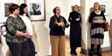 Parodoje – moters kūno poezija ir grožis