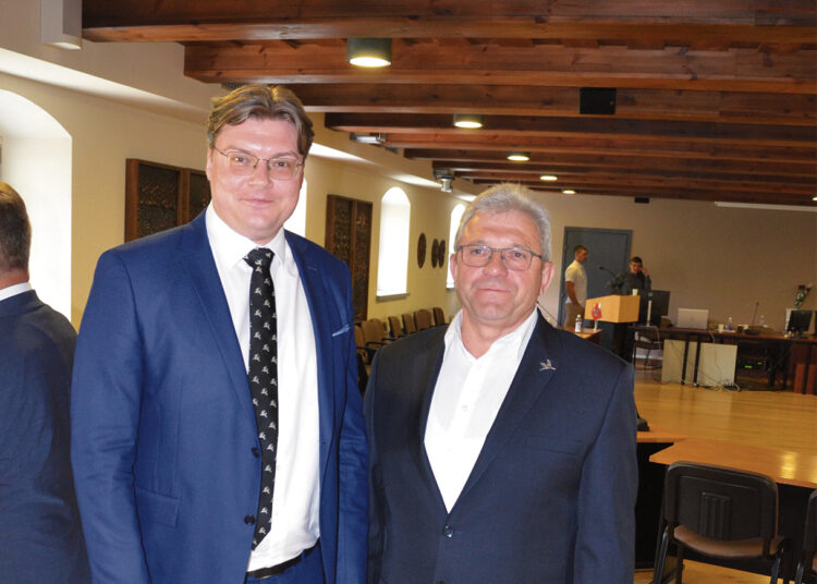 Kelionė į karo šalį: vykti norinčių yra, vietų skaičius ribotas