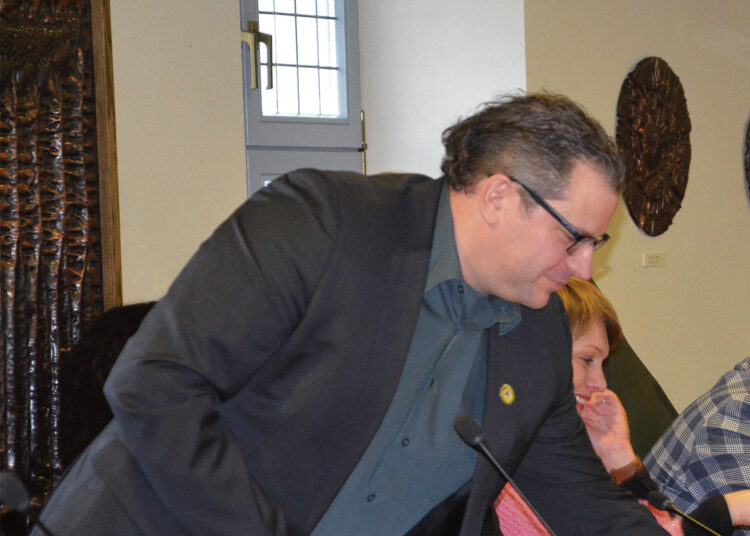 Programų finansavimas – kaip interesų sportas be taisyklių